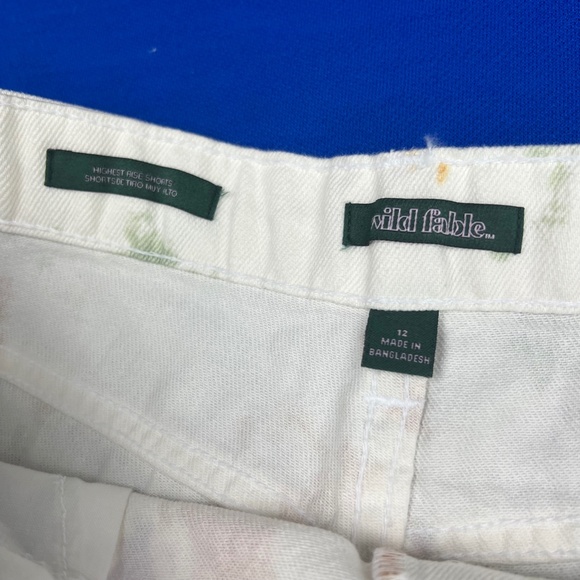 🏷️|•WILD FABLE•| Cute Color Splash Highest Rise Cut Off Jean Short - Picture 4 of 9